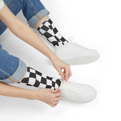 Distortion checkerboard socks